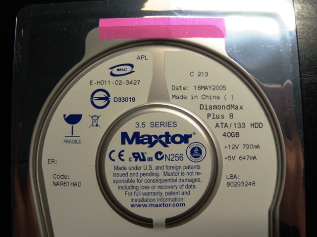 届いたHDD(ラベル)